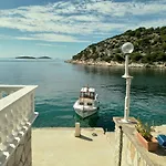 Uvala Murtar Jezera