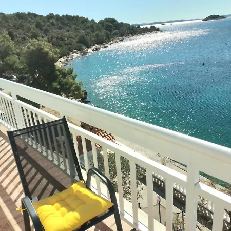 Uvala Murtar Езера