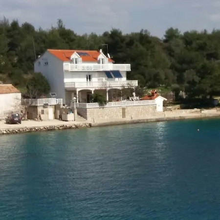 Uvala Murtar Jezera