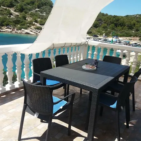 Uvala Murtar Apartment *