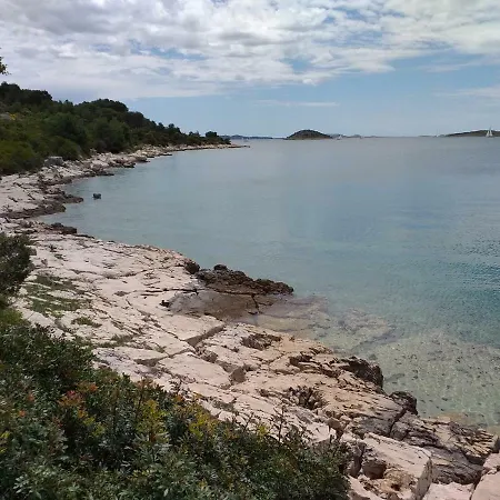 Uvala Murtar Apartman *